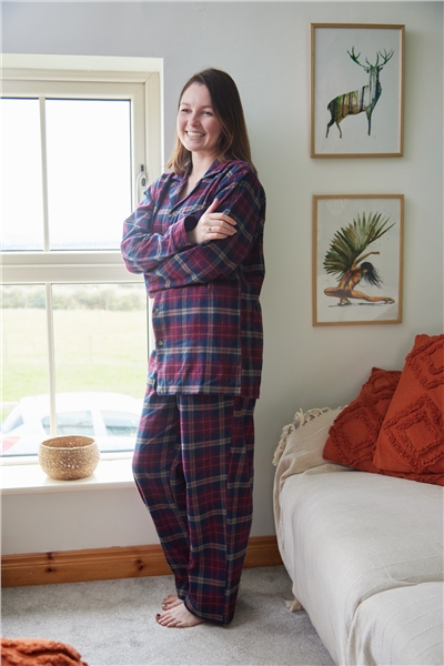 Irish Flannel Pyjamas LV 10